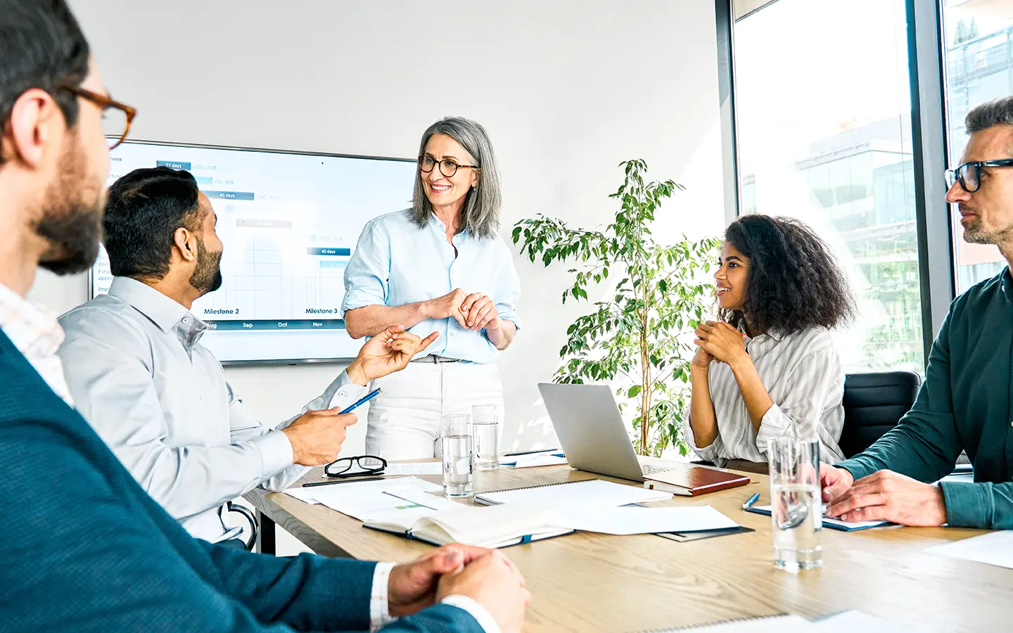 Command your business. <br>Maximize returns.